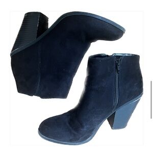Banana Republic Suede Booties | Black | 7.5